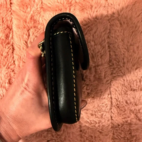 Dooney & Bourke VINTAGE RARE Black Croc-Embossed Wristlet - Picture 8 of 10